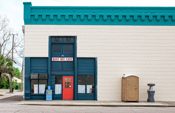Best Portable toilet rental cost  in Jackson, MI